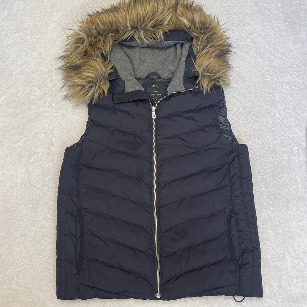 GAP Fur Trimmed Navy‎ Puffer Zip Up Winter Vest Women’s Small Tall